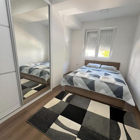 Downtown Great Apartment Strumica Bagian luar foto